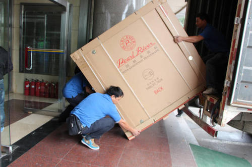 江南钢琴贵重工艺品无忧运